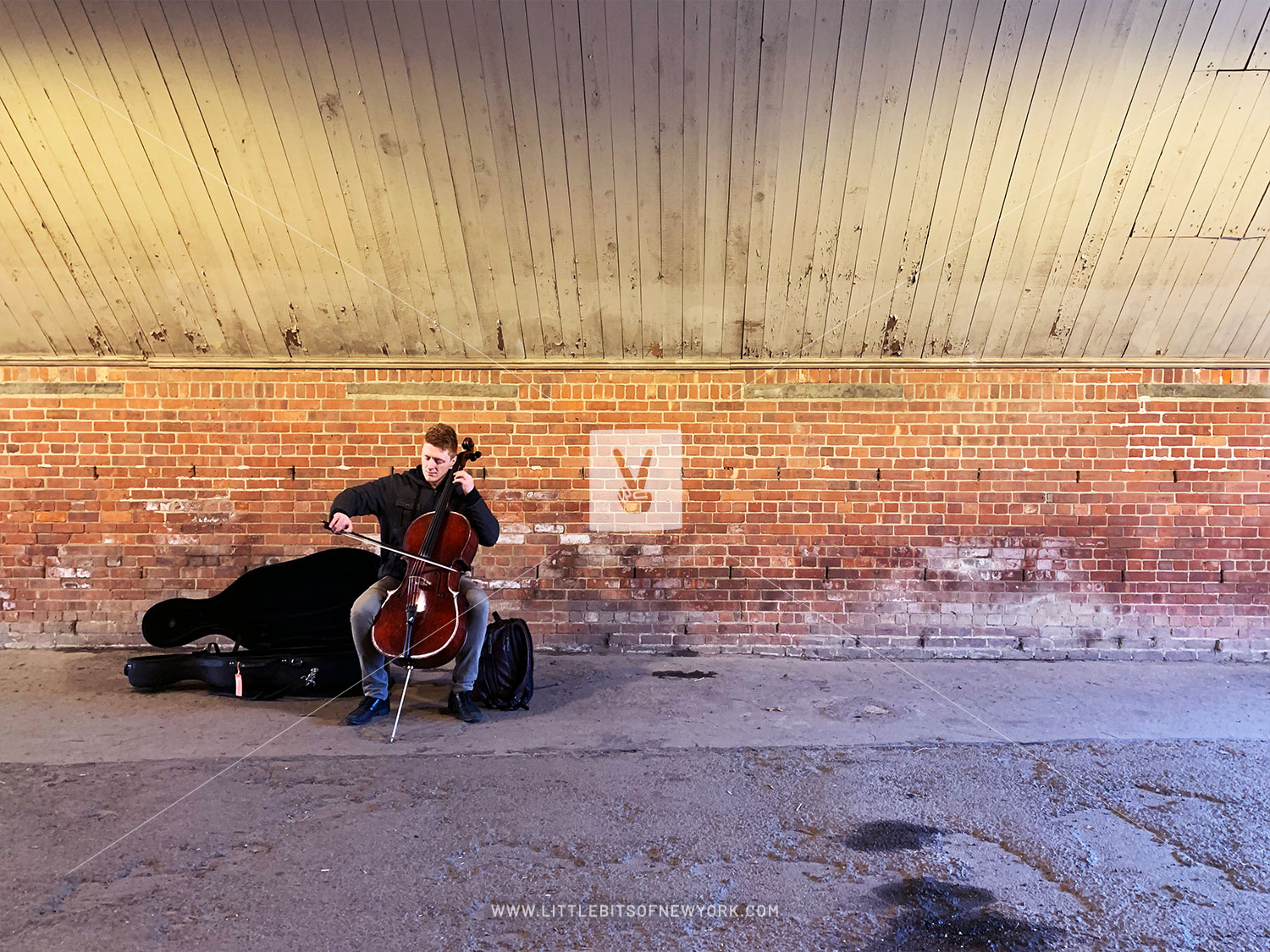 Musician Under the Trefoil Arch II